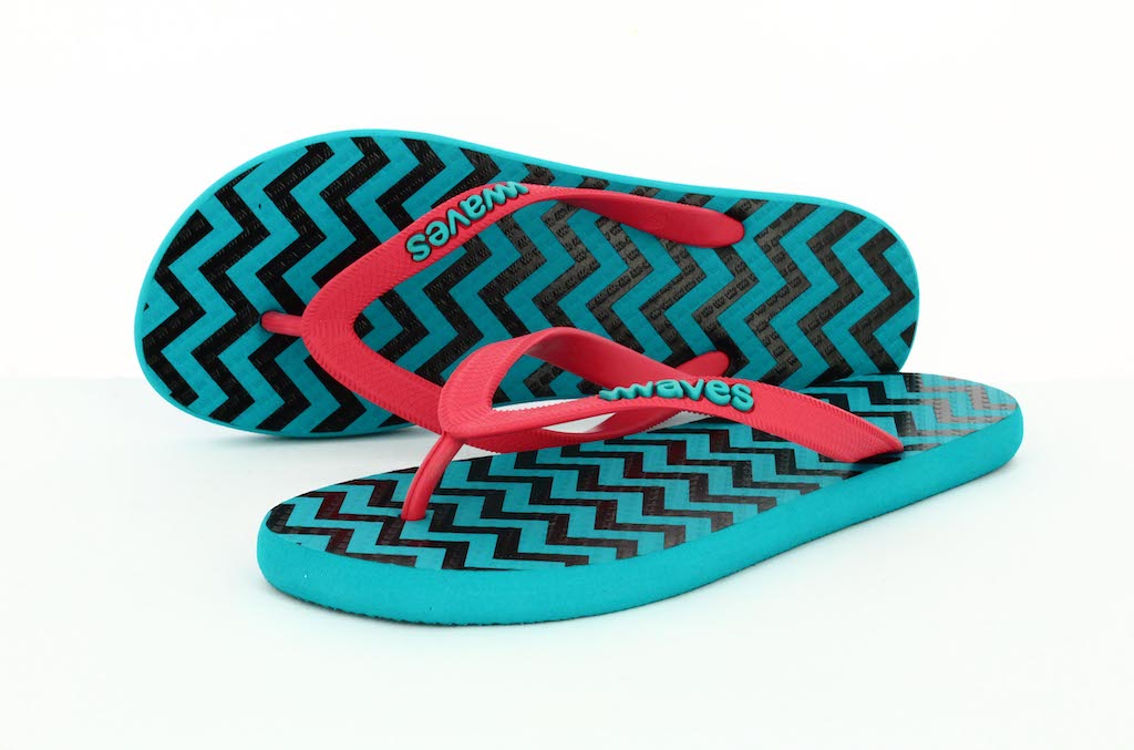 Women's Natural Rubber Flip Flops - Geometric From Waves